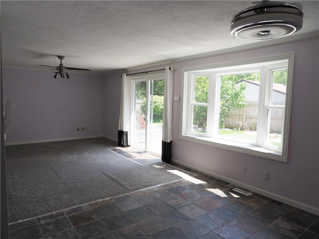 7427 Harcourt Road Indianapolis, IN 46260 - Photo 10 of 25 Gallery Image 10