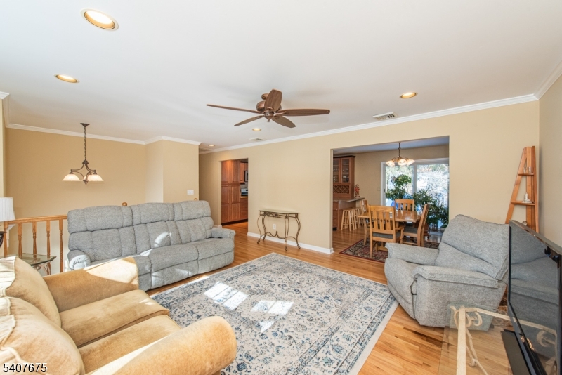 9 Hillside Road Hackettstown, NJ 07840 - Photo 8 of 21