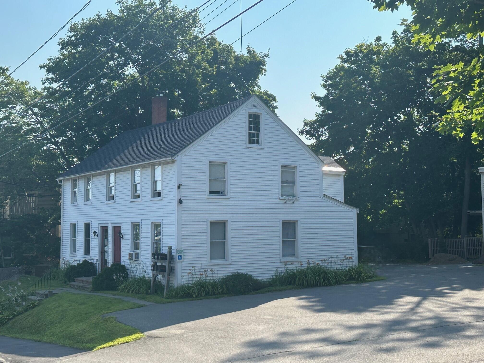 38 Spring Street Belfast, ME 04915 - Photo 2 of 53 IMG_6568