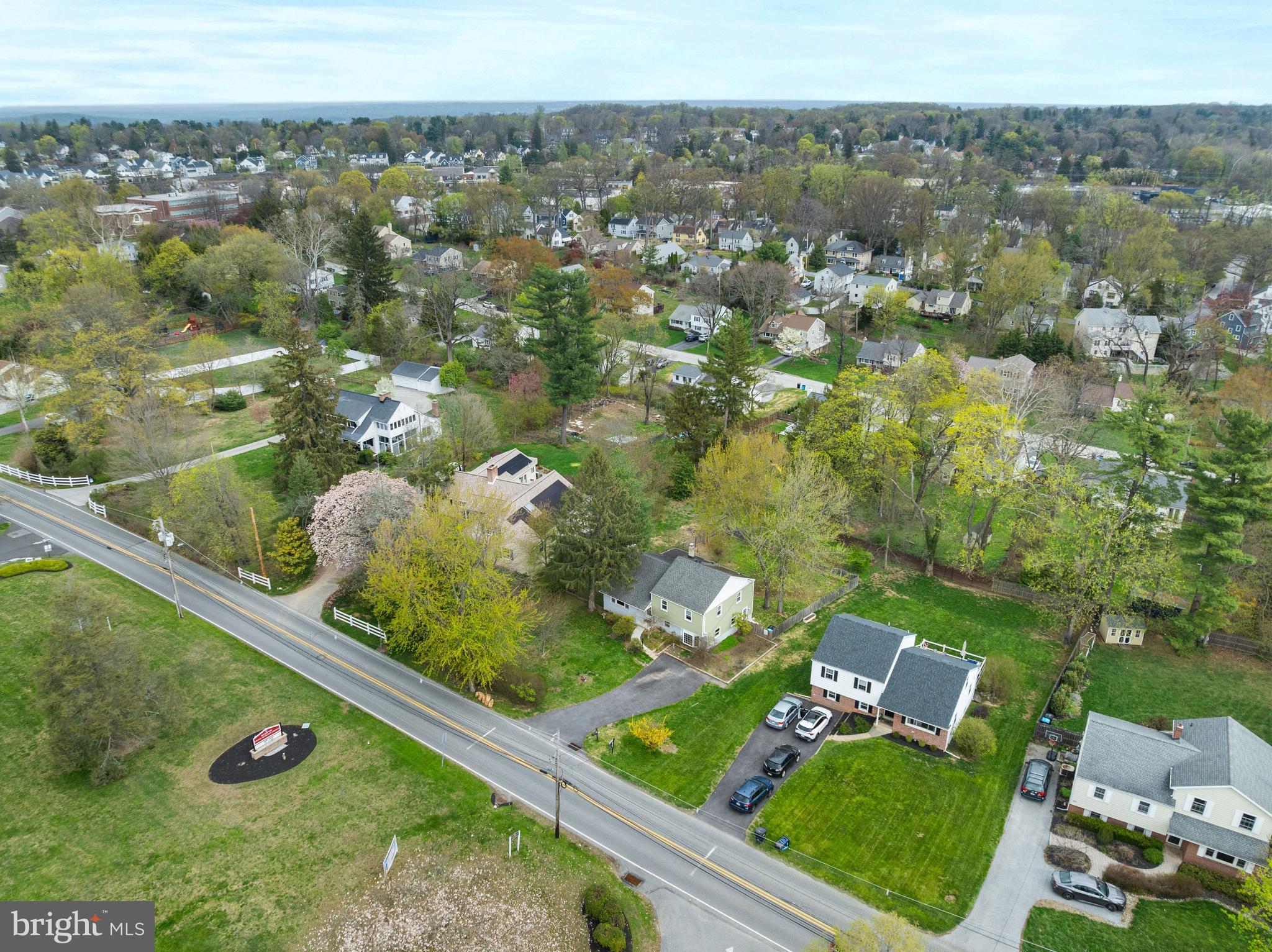 137 Waterloo Avenue Berwyn, PA 19312 - Photo 40 of 41 Aerial