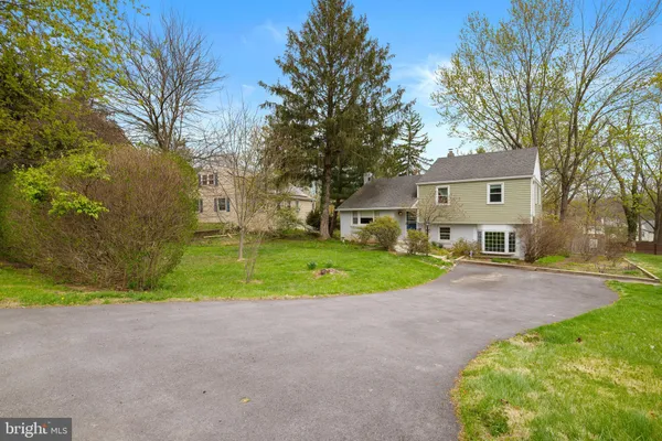 $649,999 | 137 Waterloo Avenue, Berwyn, PA 19312