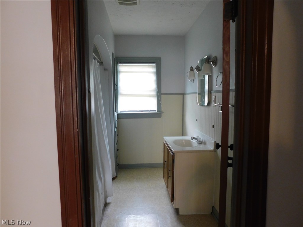 1916 Sherman Road Wooster, OH 44691 - Photo 14 of 32 Gallery Image 14