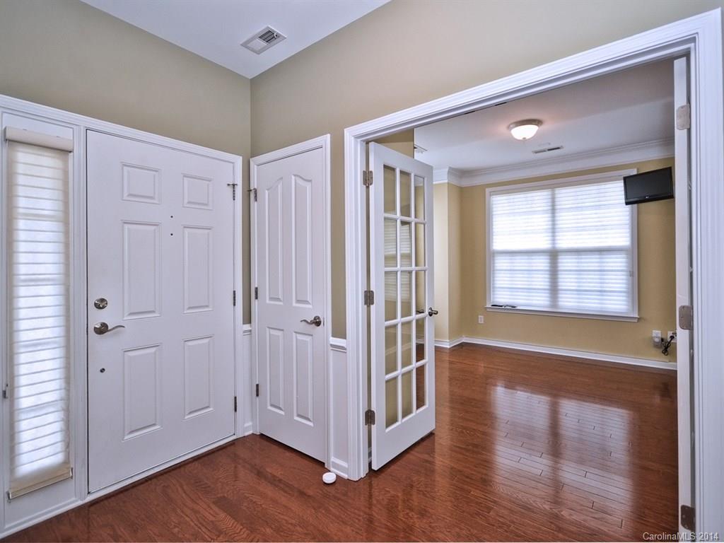 1070 Silver Gull Drive Tega Cay, SC 29708 - Photo 2 of 23