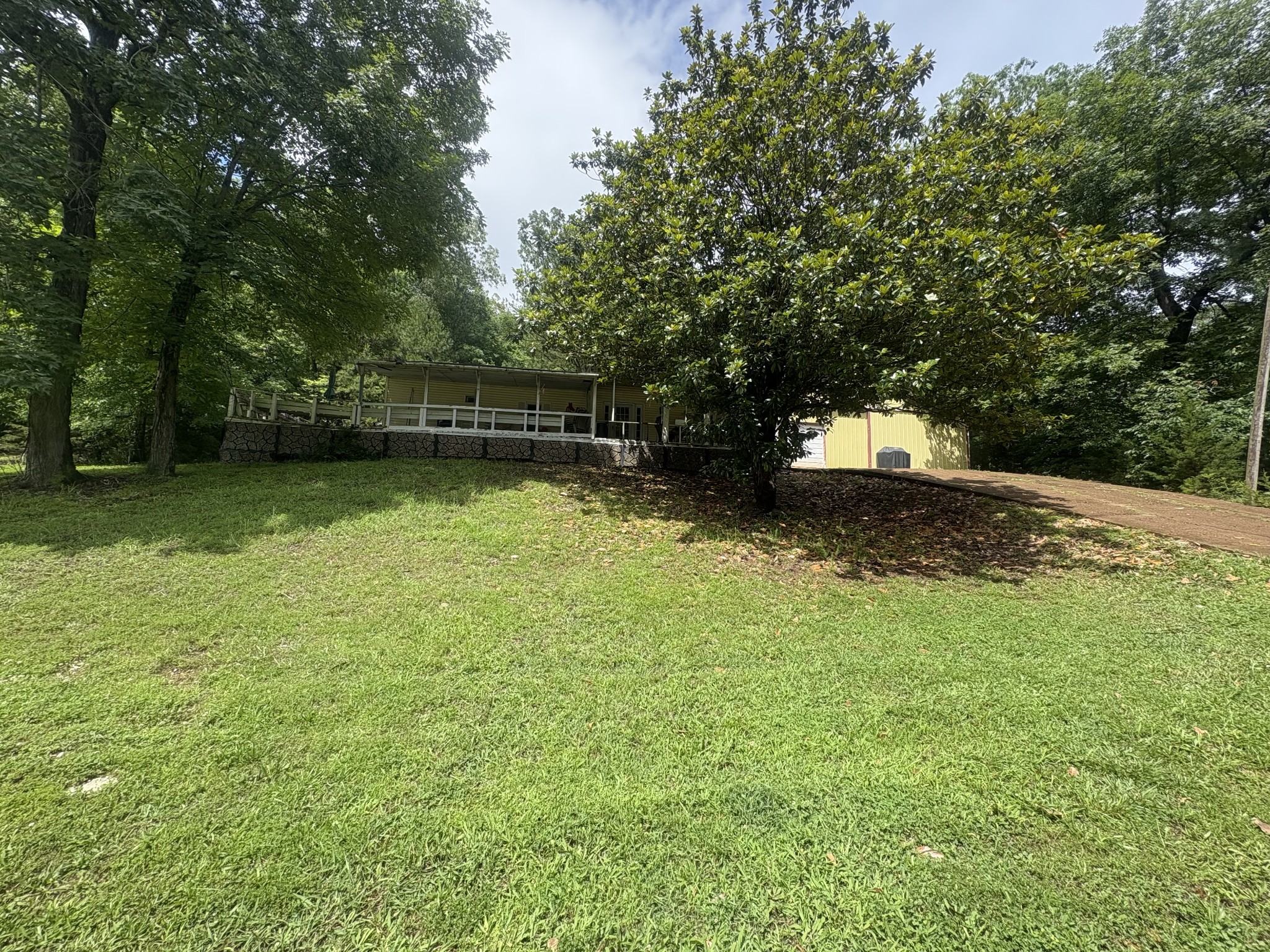 224 Peters Landing Road Clifton, TN 38425 - Photo 1 of 7 Gallery Image 1