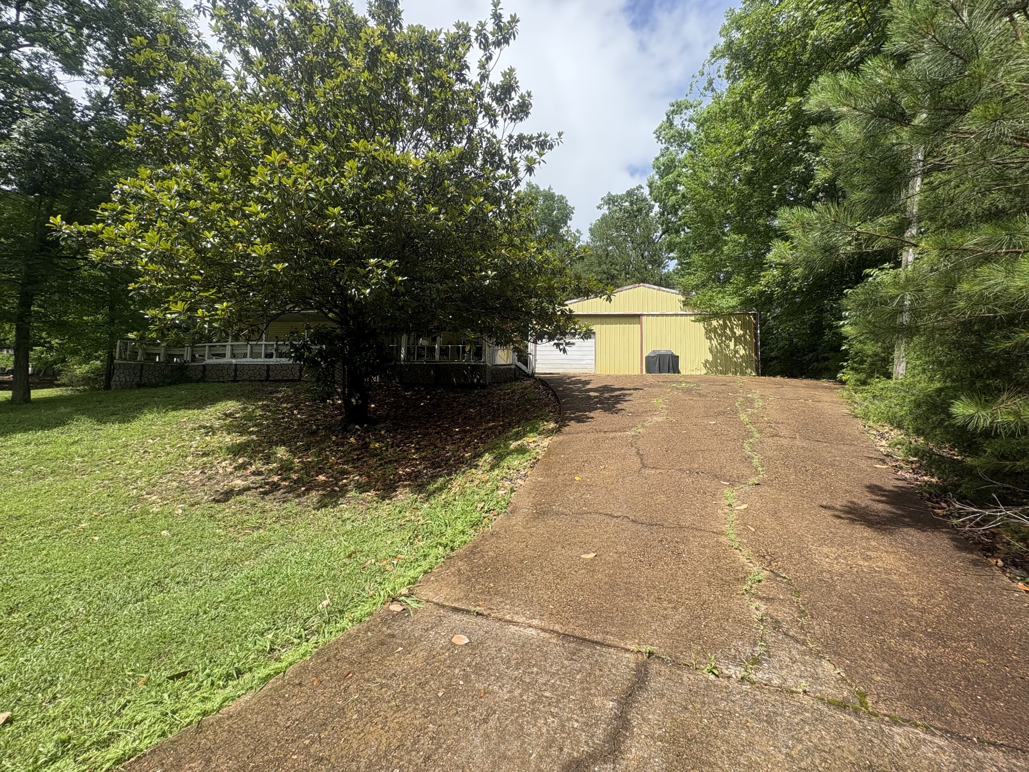 224 Peters Landing Road Clifton, TN 38425 - Photo 2 of 7 Gallery Image 2