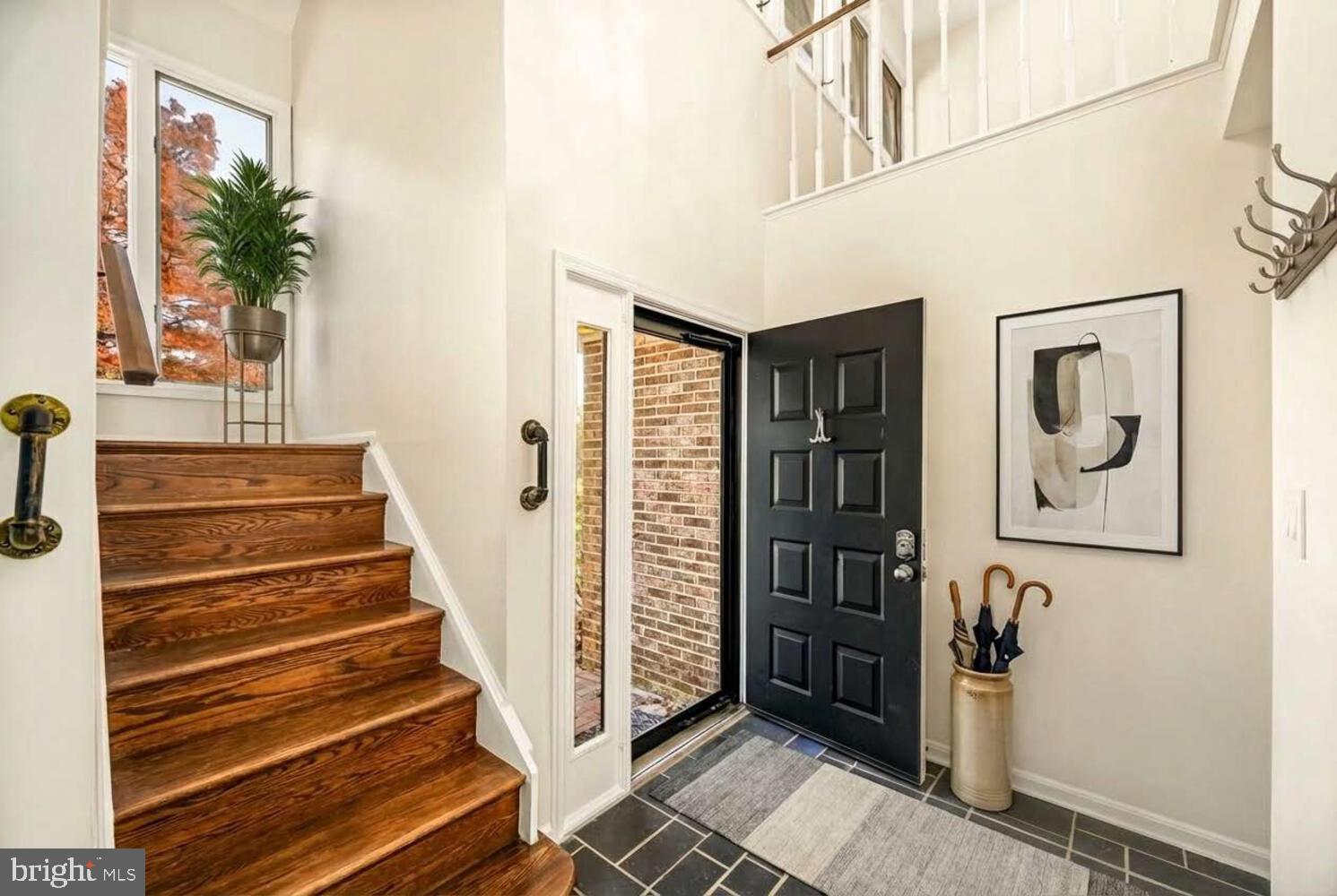 24700 Deepwater Point Drive, Unit 1 St. Michaels, MD 21663 - Photo 9 of 47 Entry with Virtual Staging