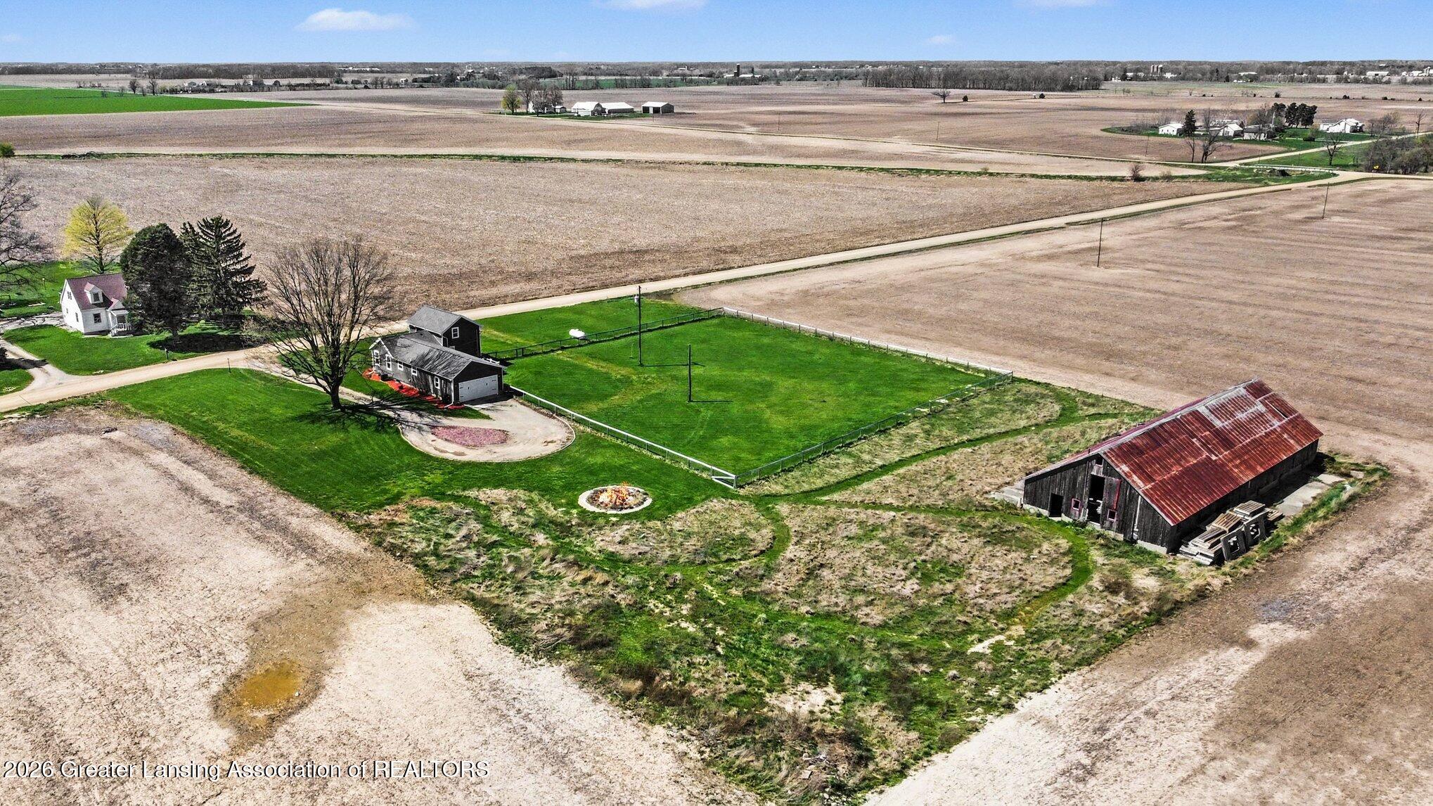 2808 North Lowell Road St. Johns, MI 48879 - Photo 5 of 29 036_file_2236