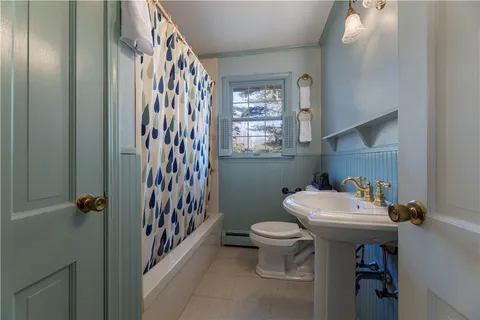 $499,000 | 1037 Great Road, Lincoln, RI 02865