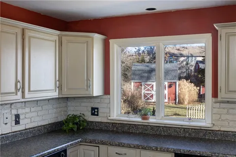 $499,000 | 1037 Great Road, Lincoln, RI 02865