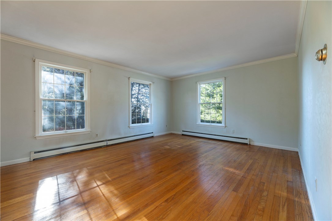 1037 Great Road Lincoln, RI 02865 - Photo 5 of 33