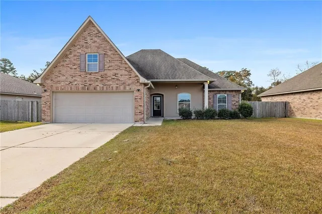 $273,900 | 117 Jack Pine Lane, Ponchatoula, LA 70454