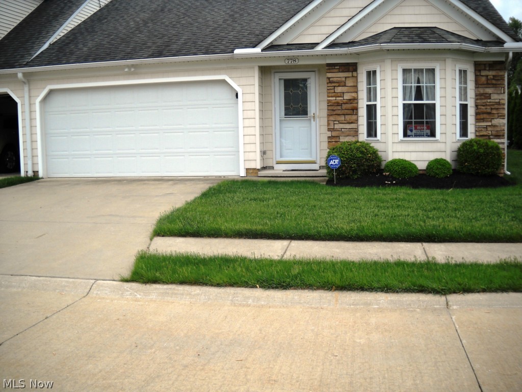 778 Rivers Edge Lane Painesville, OH 44077 - Photo 1 of 13 Gallery Image 1