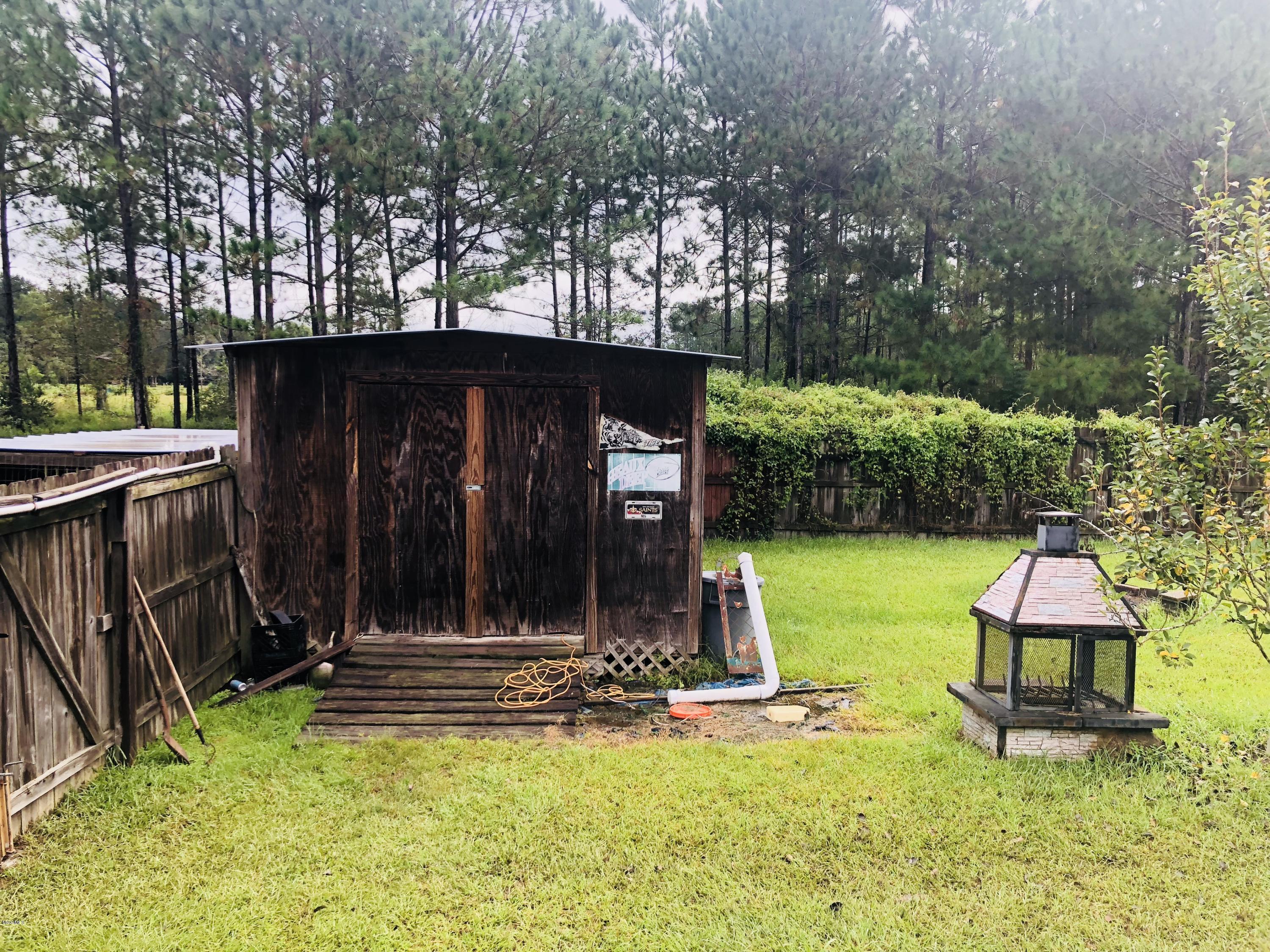94 Deer Run Road Picayune, MS 39466 - Photo 1 of 5 37E78655-2BCC-4003-9190-138568C4FB90
