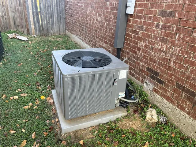 a house view with a backyard space