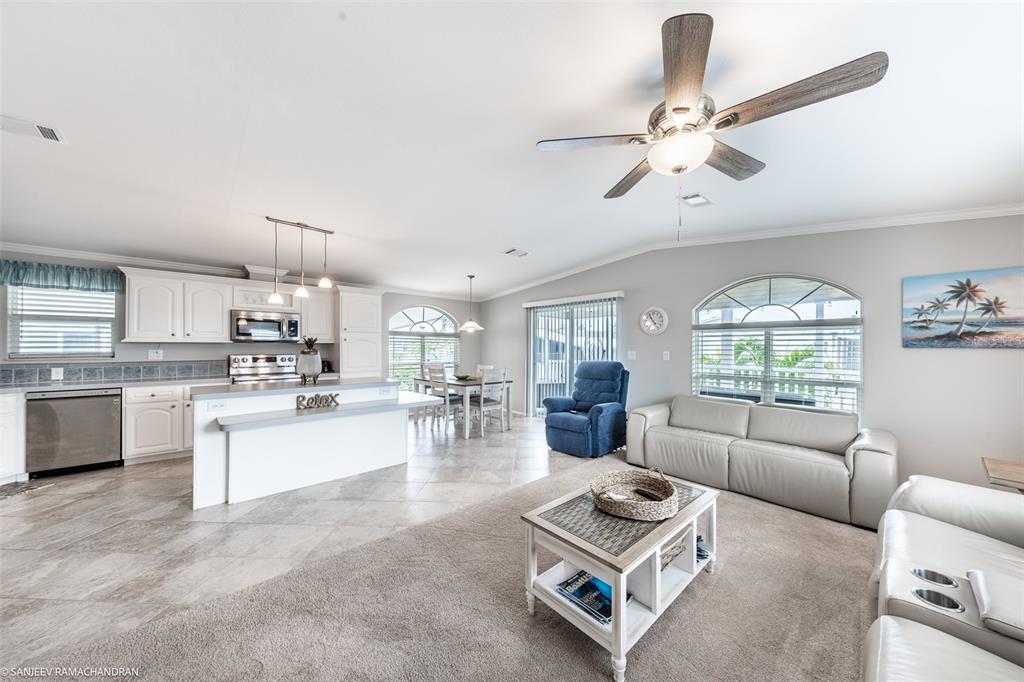 16 Freeman Avenue Punta Gorda, FL 33950 - Photo 9 of 46