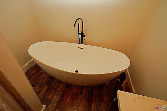 $283,500 | 115 Davis-N Bay Road, Pierre Part, LA 70339