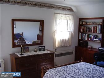 532 Arbor Road Cheltenham, PA 19012 - Photo 8 of 12 Bedroom 2