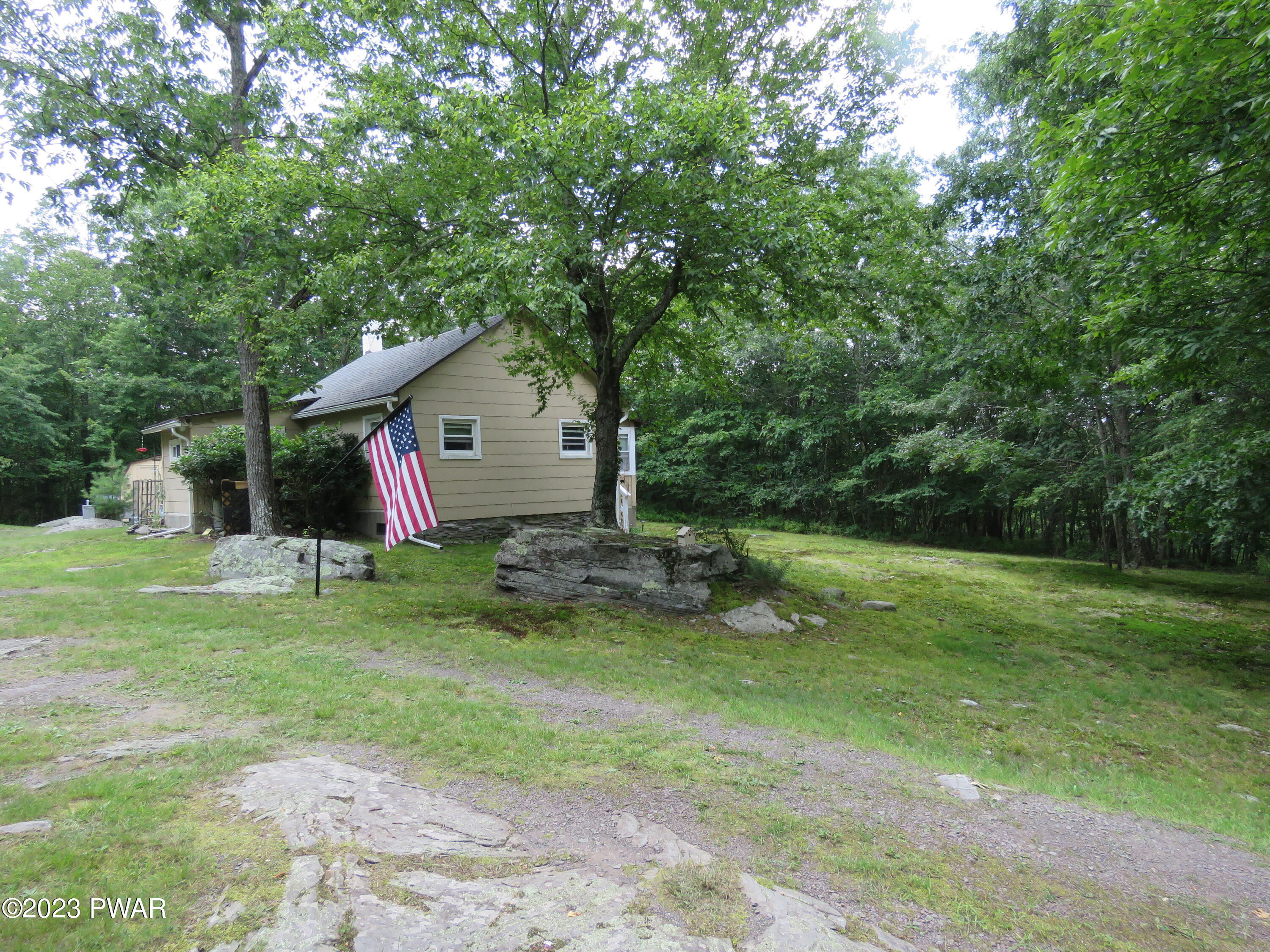 120 Pecks Pond Road Dingmans Ferry, PA 18328 - Photo 20 of 26