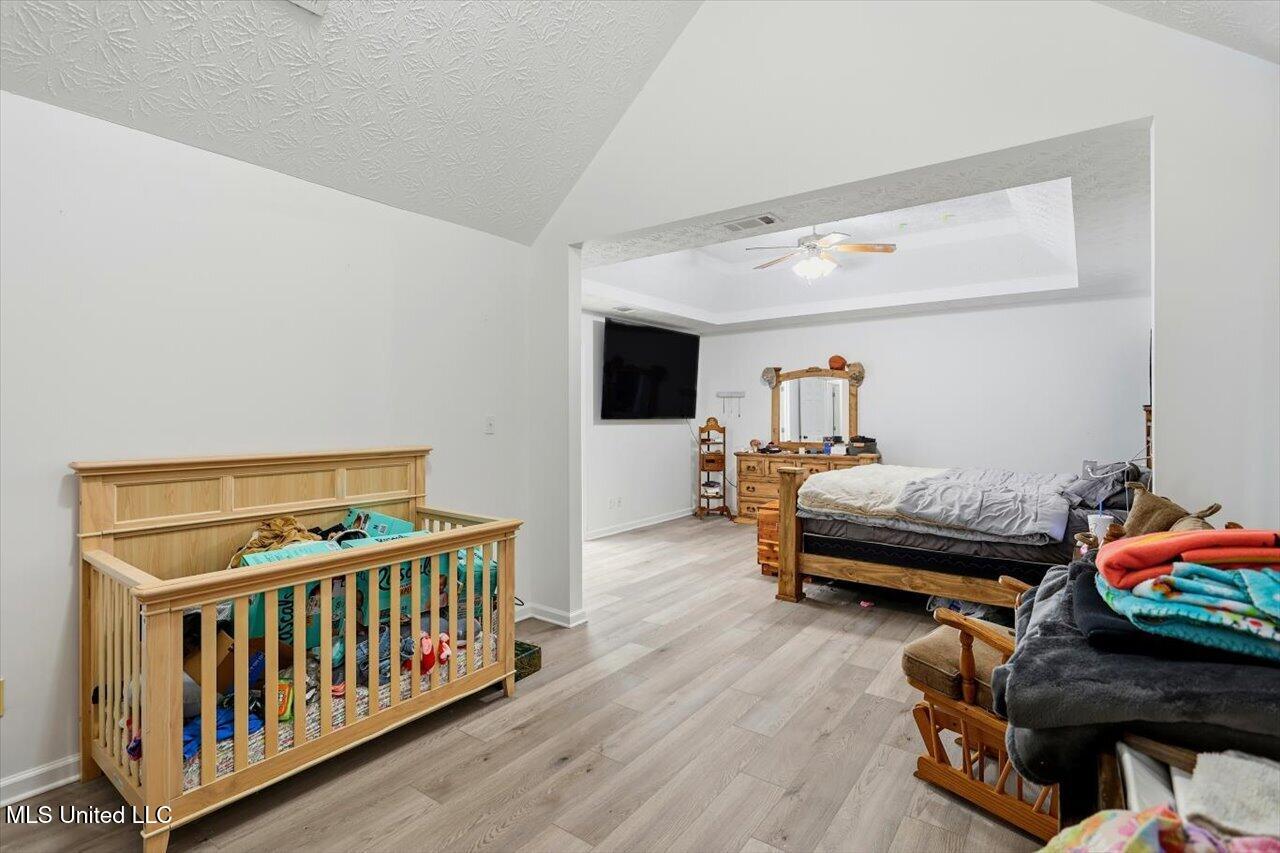 204 Lyle Circle Brandon, MS 39042 - Photo 17 of 32 21-204 Lyle Cir _ Home Tours MS