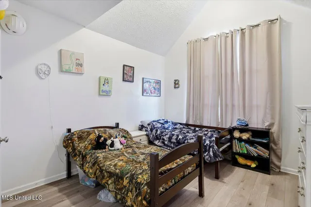 $339,999 | 204 Lyle Circle, Brandon, MS 39042