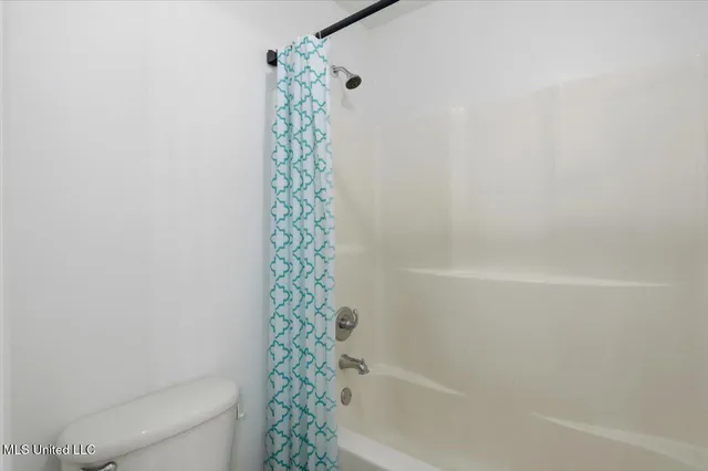 $339,999 | 204 Lyle Circle, Brandon, MS 39042