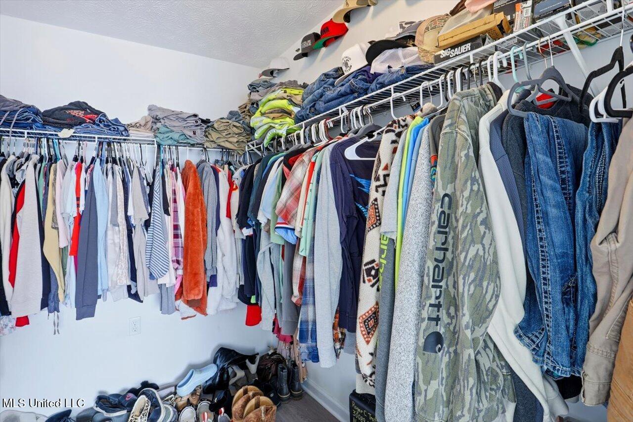 204 Lyle Circle Brandon, MS 39042 - Photo 29 of 32 24-204 Lyle Cir _ Home Tours MS