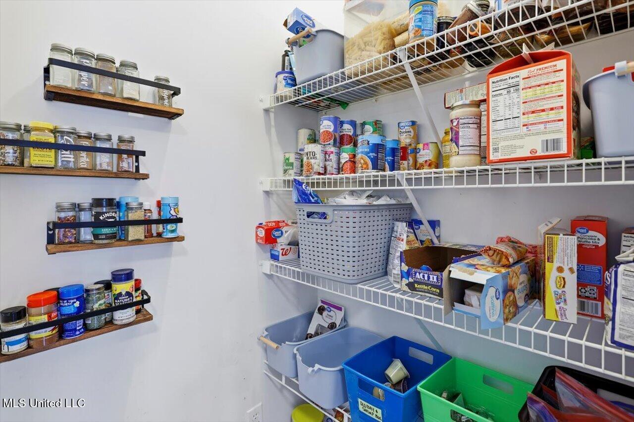 204 Lyle Circle Brandon, MS 39042 - Photo 10 of 32 14-204 Lyle Cir _ Home Tours MS