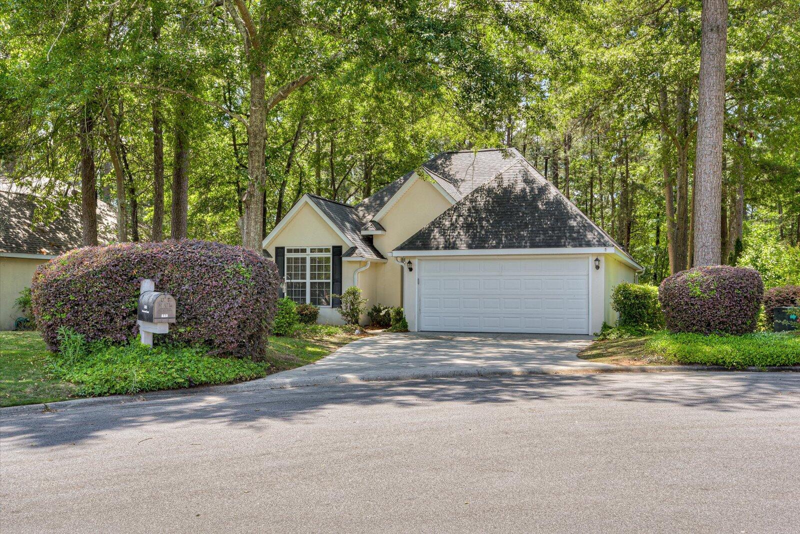 222 Boxwood Road Aiken, SC 29803 - Photo 3 of 34
