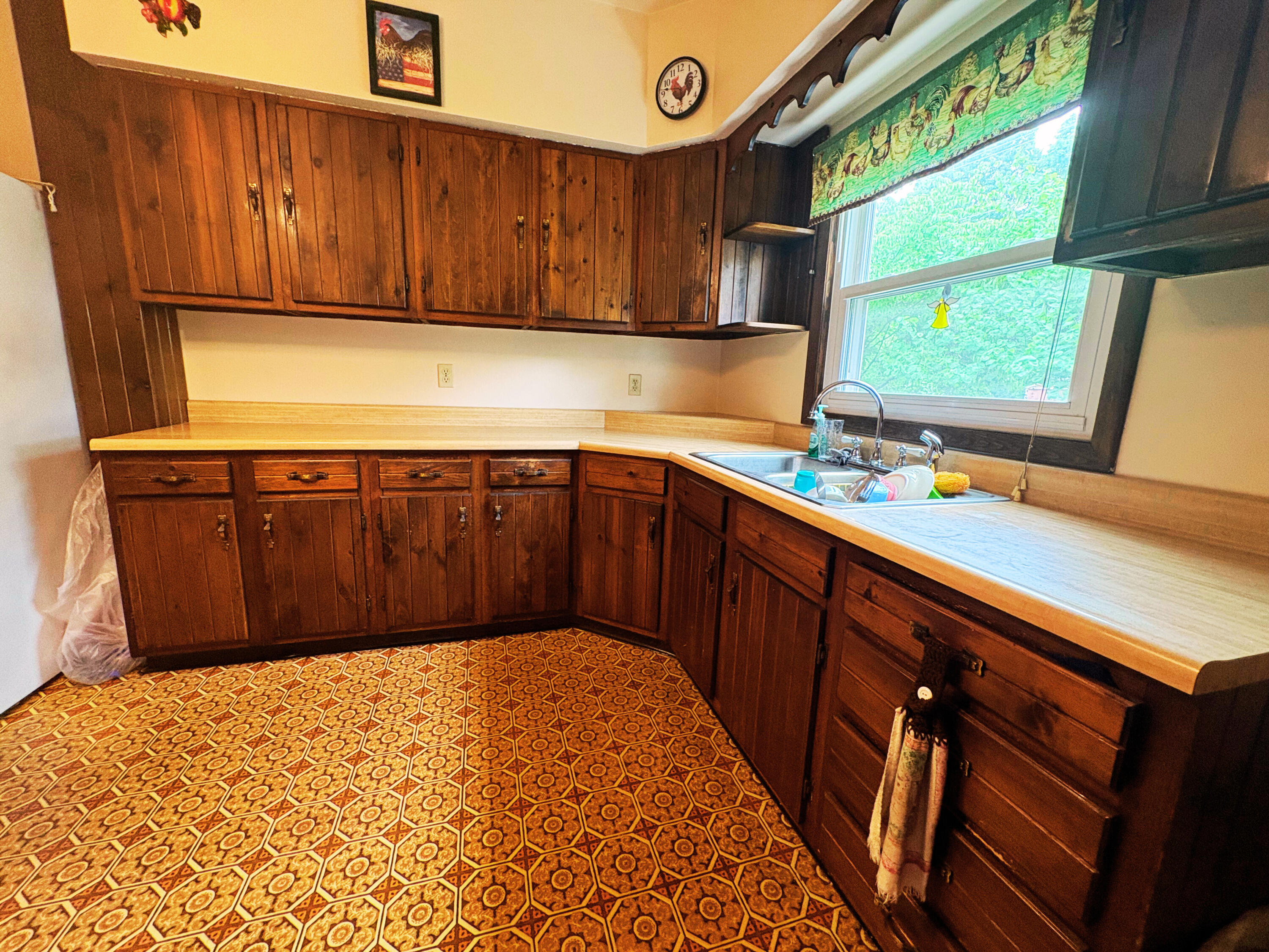 1002 Leet Road Niles, MI 49120 - Photo 9 of 22 IMG_6630 - Edited