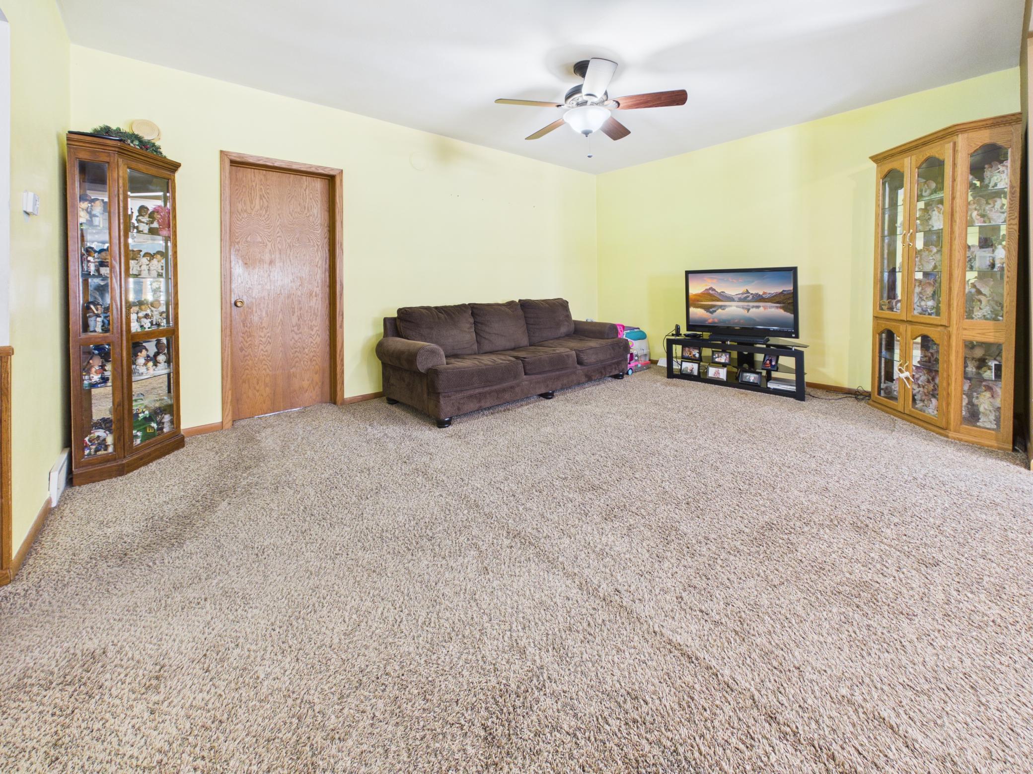 34464 County Road 11 Freeport, MN 56331 - Photo 7 of 44