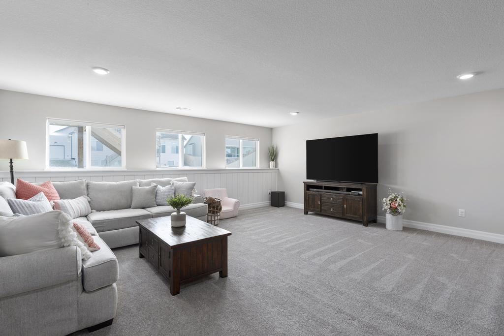 8243 33rd Court South Wichita, KS 67210 - Photo 12 of 36