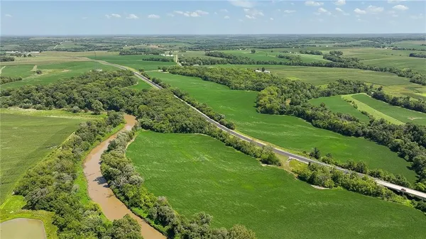 $956,670 | 14625 Shady Lane, Wellington, MO 64097