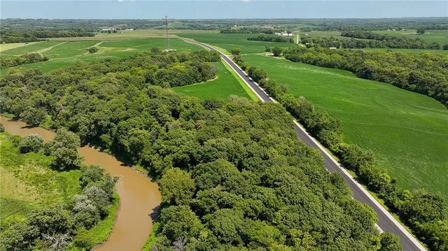 $956,670 | 14625 Shady Lane, Wellington, MO 64097