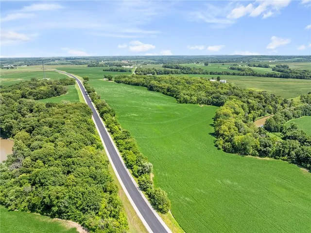 $956,670 | 14625 Shady Lane, Wellington, MO 64097