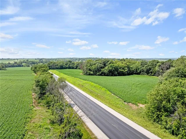 $956,670 | 14625 Shady Lane, Wellington, MO 64097