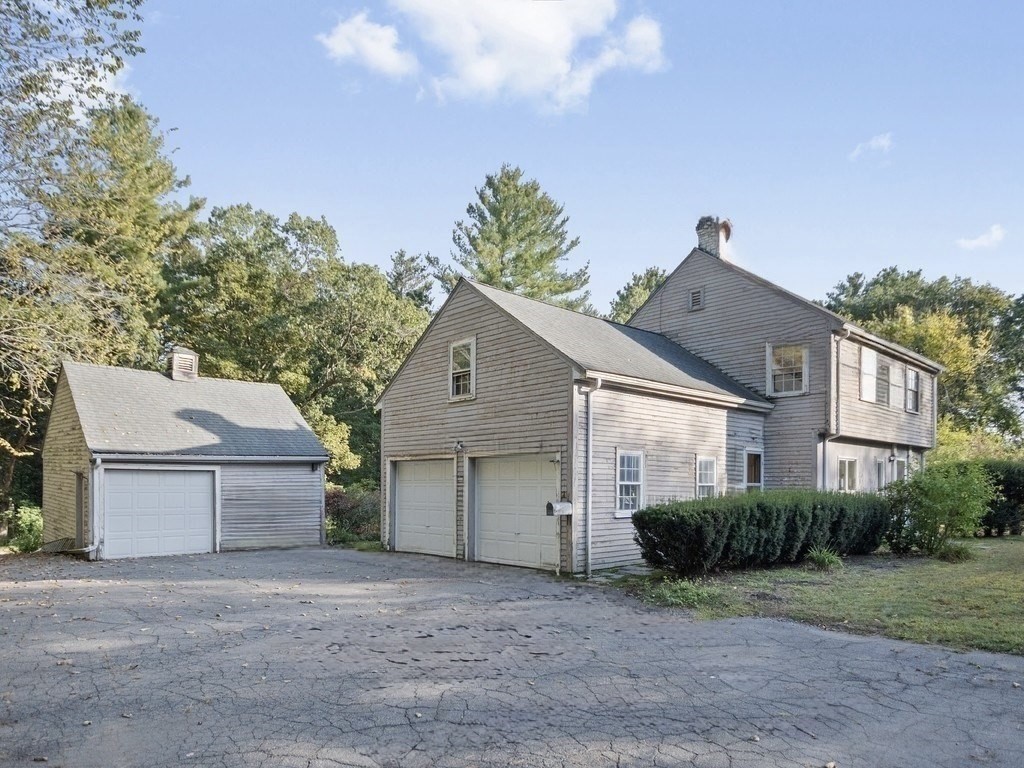 17 Glezen Lane Wayland, MA 01778 - Photo 2 of 34