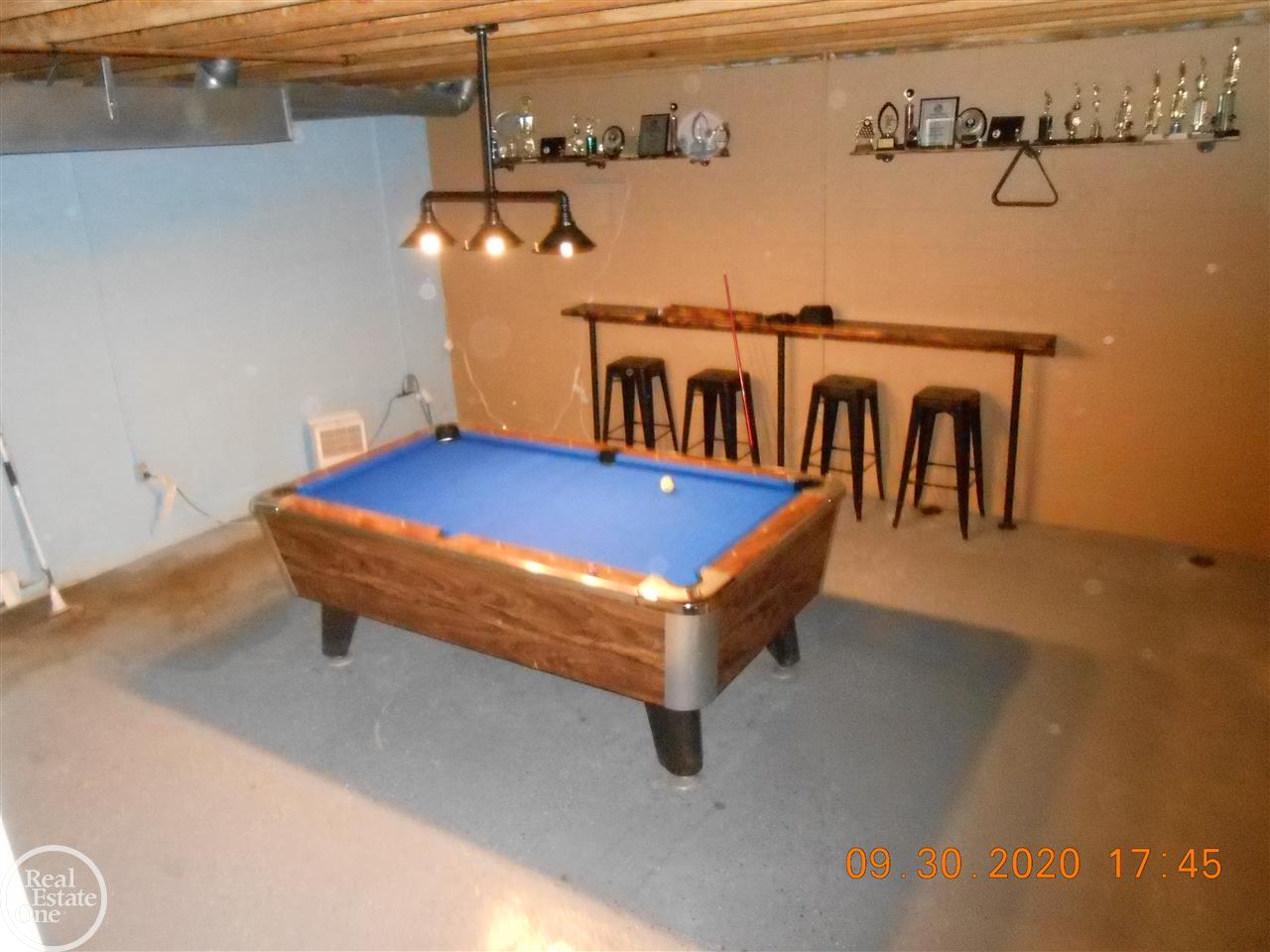 6946 Galbraith Line Road Lexington, MI 48450 - Photo 33 of 40 50025258-32.JPG