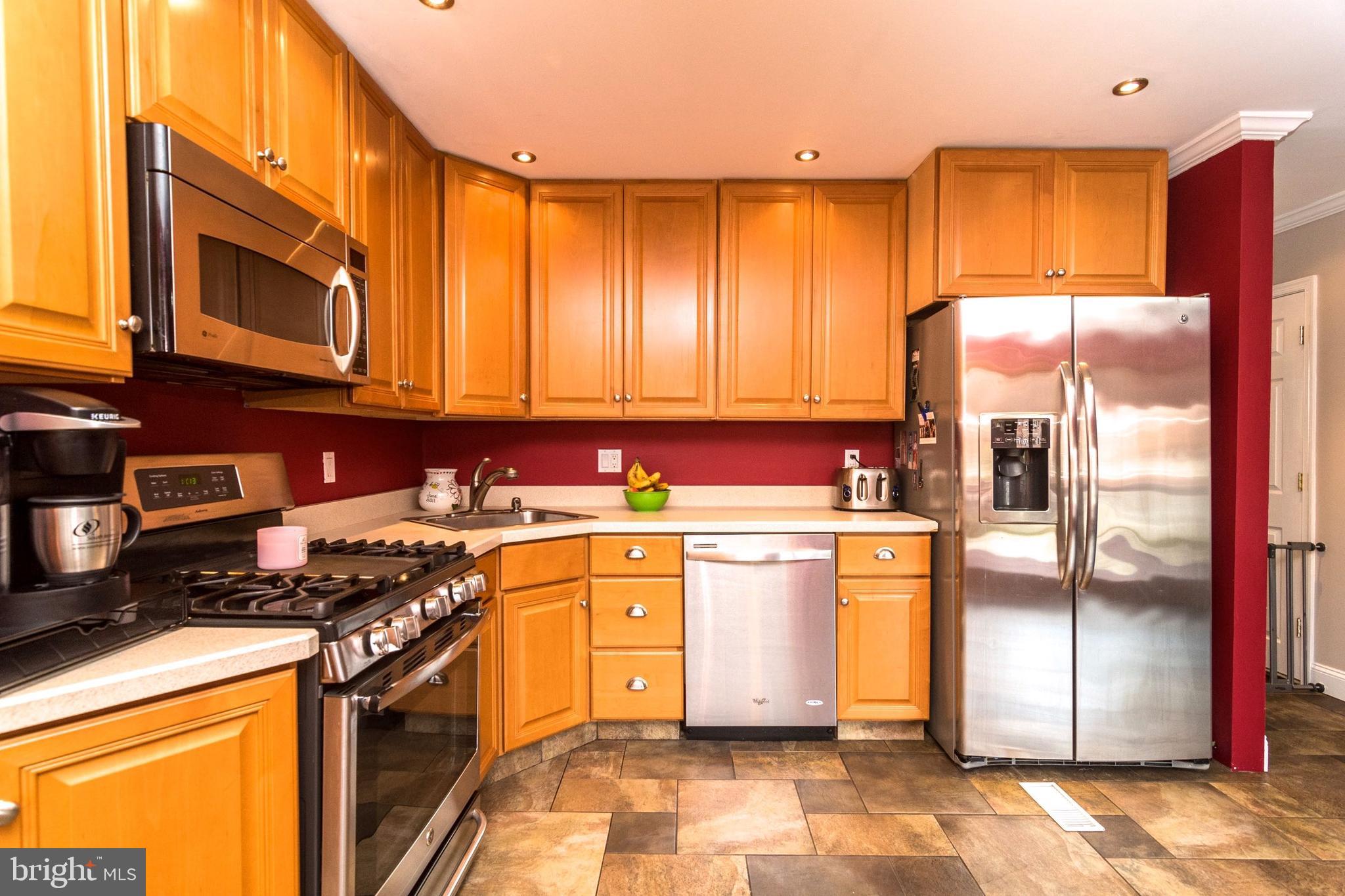 3560 Teton Road Philadelphia, PA 19154 - Photo 9 of 30 Kitchen with ceramic tile floor, recessed lights