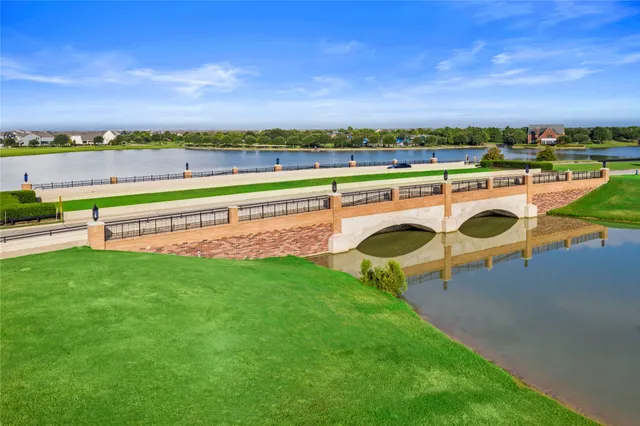 $499,000 | 12318 Meadow Breeze Drive, Cypress, TX 77433