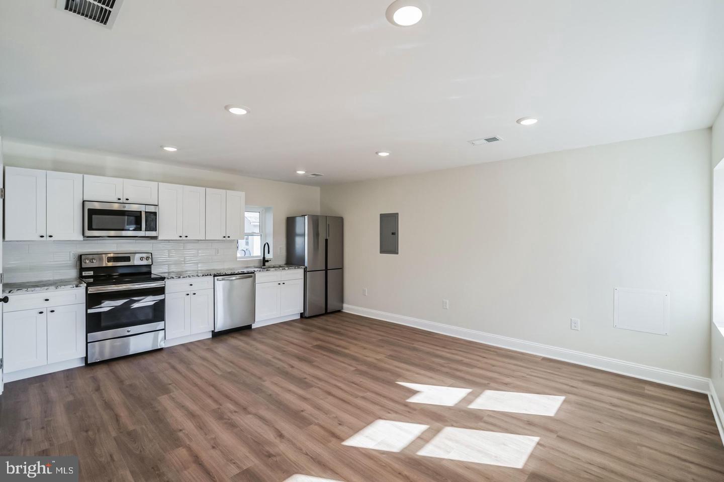 27 East Butler Avenue, Unit B Chalfont, PA 18914 - Photo 8 of 25