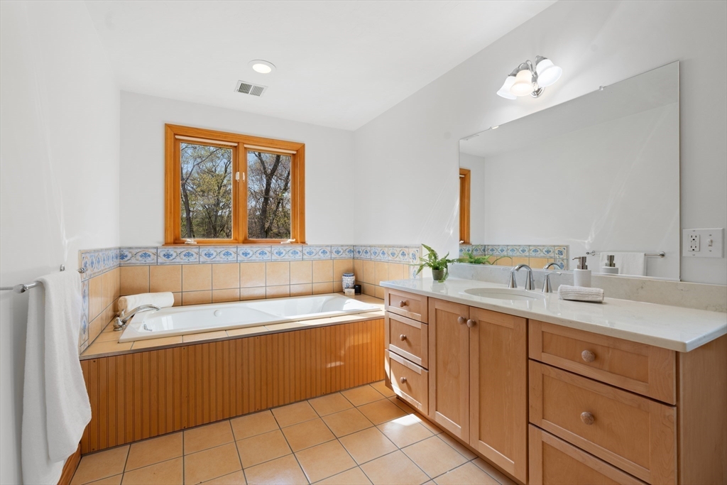 42 Rice Road Wayland, MA 01778 - Photo 33 of 41 Gallery Image 33