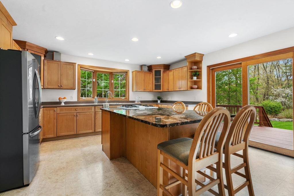 42 Rice Road Wayland, MA 01778 - Photo 7 of 41 Gallery Image 7
