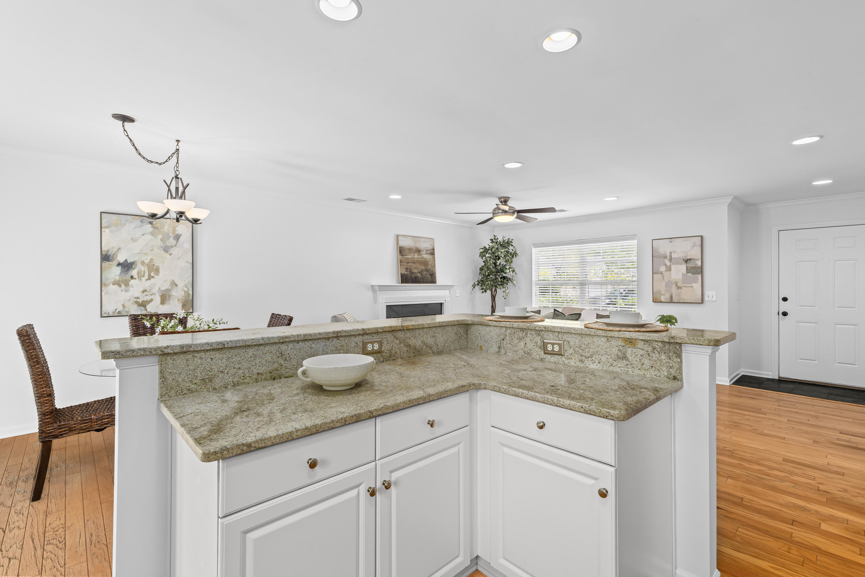1099 Farmington Road Charleston, SC 29412 - Photo 13 of 39 Kitchen Island