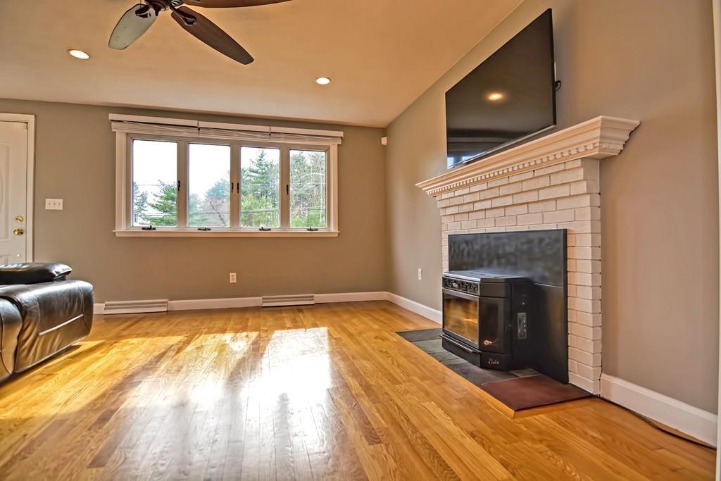6 Steven Road Bellingham, MA 02019 - Photo 3 of 29 Gallery Image 3