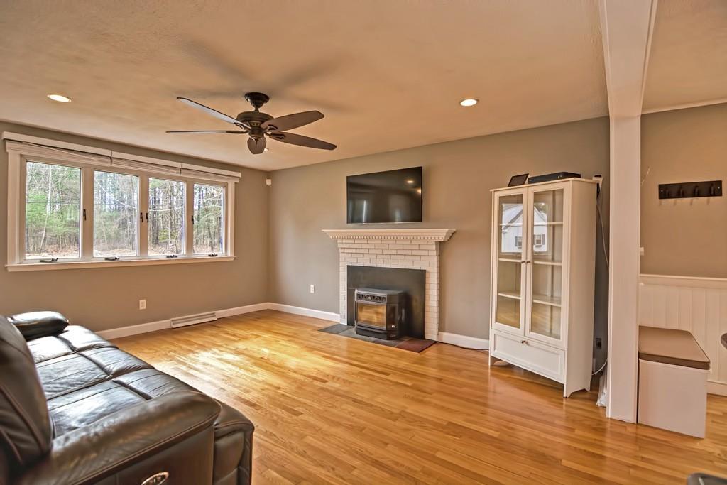6 Steven Road Bellingham, MA 02019 - Photo 4 of 29 Gallery Image 4