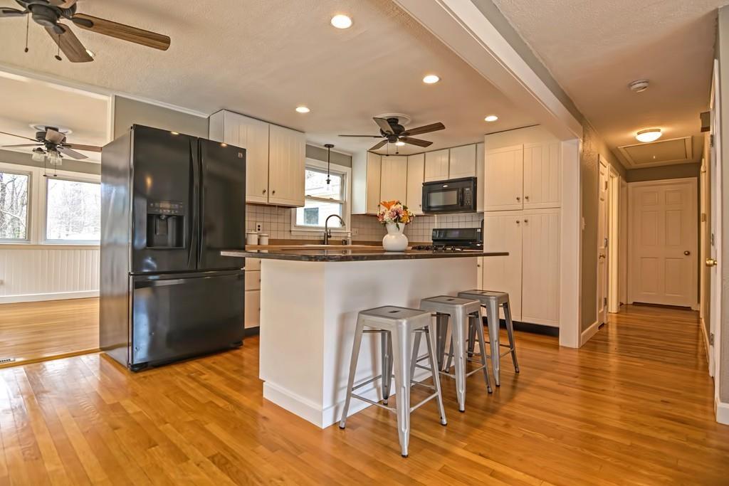 6 Steven Road Bellingham, MA 02019 - Photo 8 of 29 Gallery Image 8