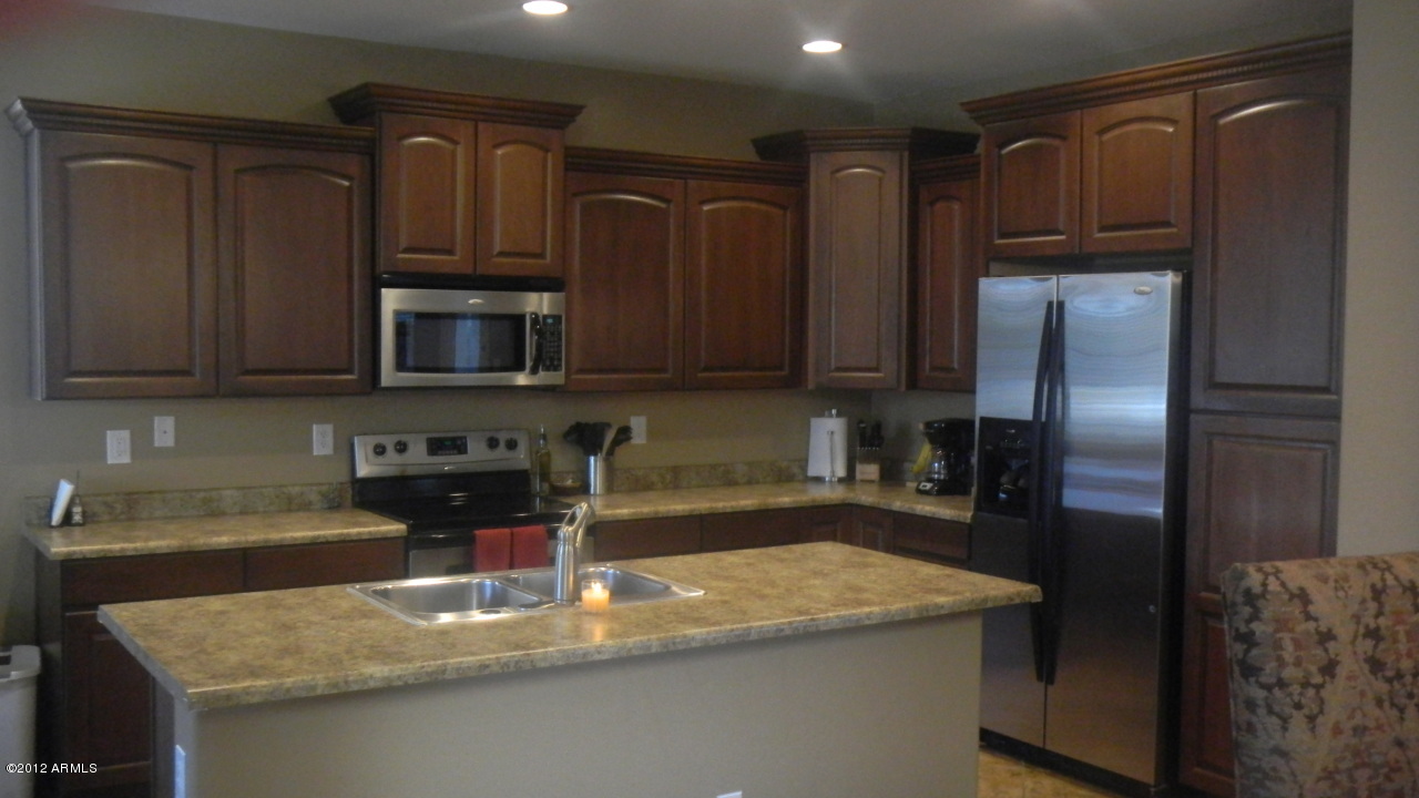 3256 East Patrick Street Gilbert, AZ 85295 - Photo 6 of 22 Kitchen