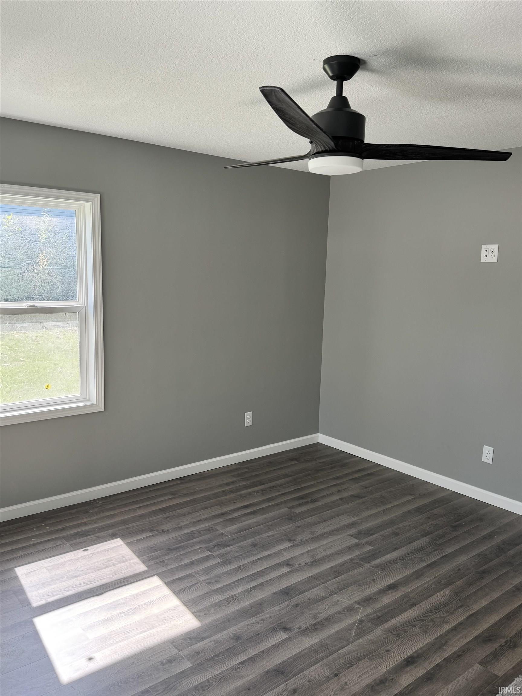 5232 Webster Street Fort Wayne, IN 46807 - Photo 5 of 17