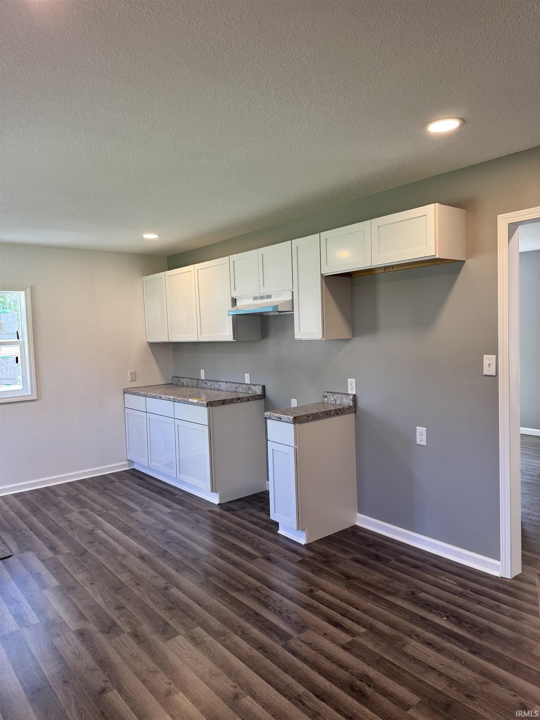 5232 Webster Street Fort Wayne, IN 46807 - Photo 8 of 17