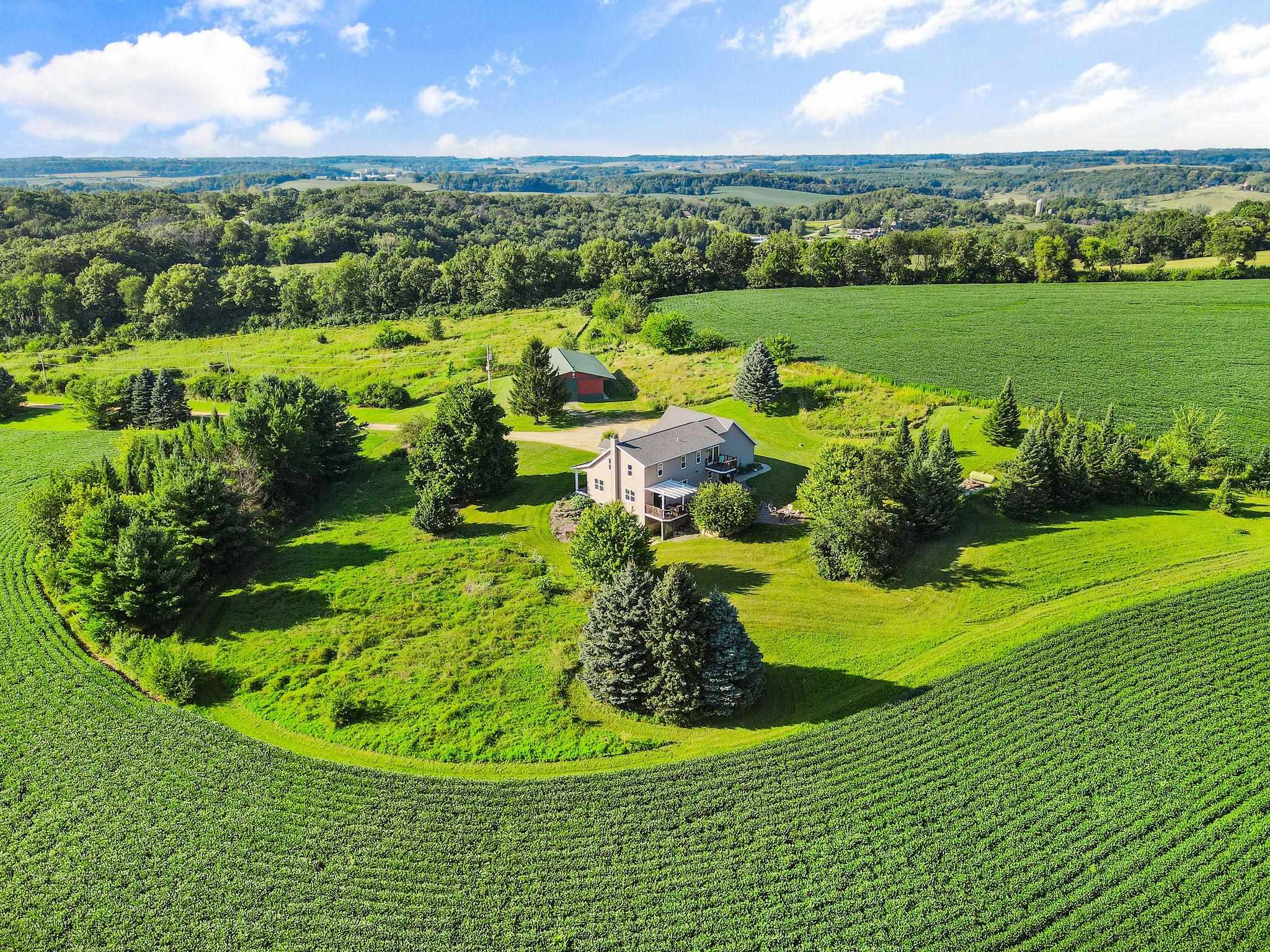 8542 Bakken Road Mount Horeb, WI 53572 - Photo 14 of 56